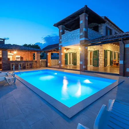 Stunning In With Wifi Tatil Evi