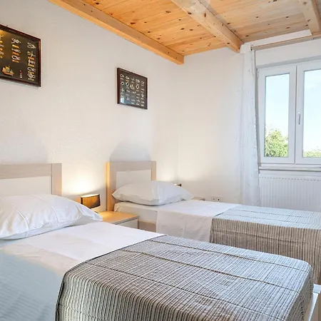 Stunning In With Wifi