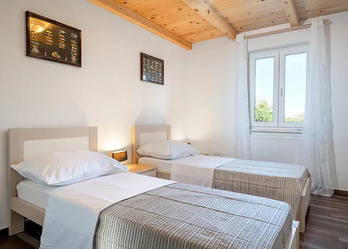 Stunning In With Wifi