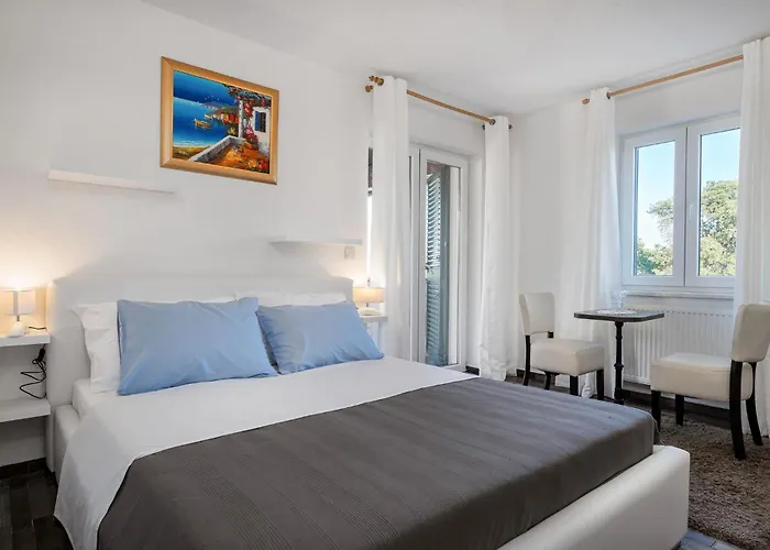 Vakantiehuis Stunning In With Wifi Ladevci